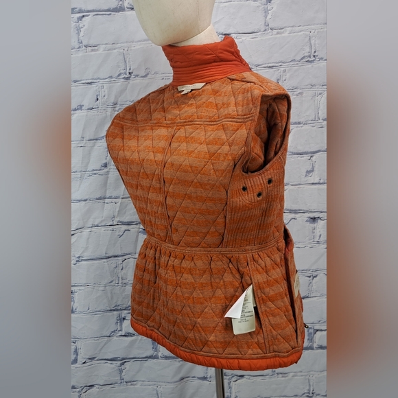 Burberry Women's Diamond Quilted Jacket with Hoodie Orange Sz Small - Picture 13 of 15